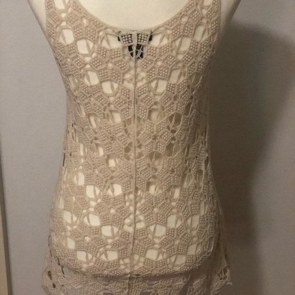 Crochet. Beautiful design! Great as a cover-up - Picture 1 of 3